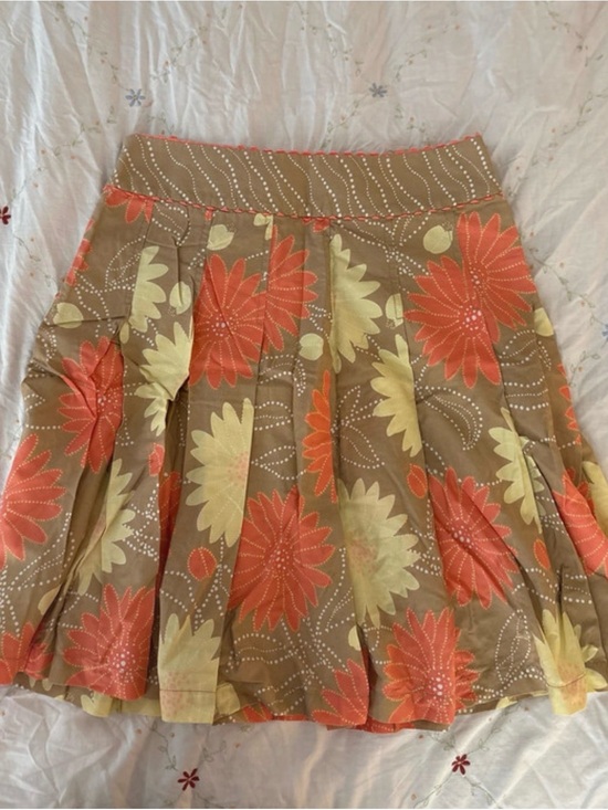 Liz Claiborne Dresses & Skirts - Liz Claiborne Floral Pleated A-Line Skirt in Brown, Orange, Yellow